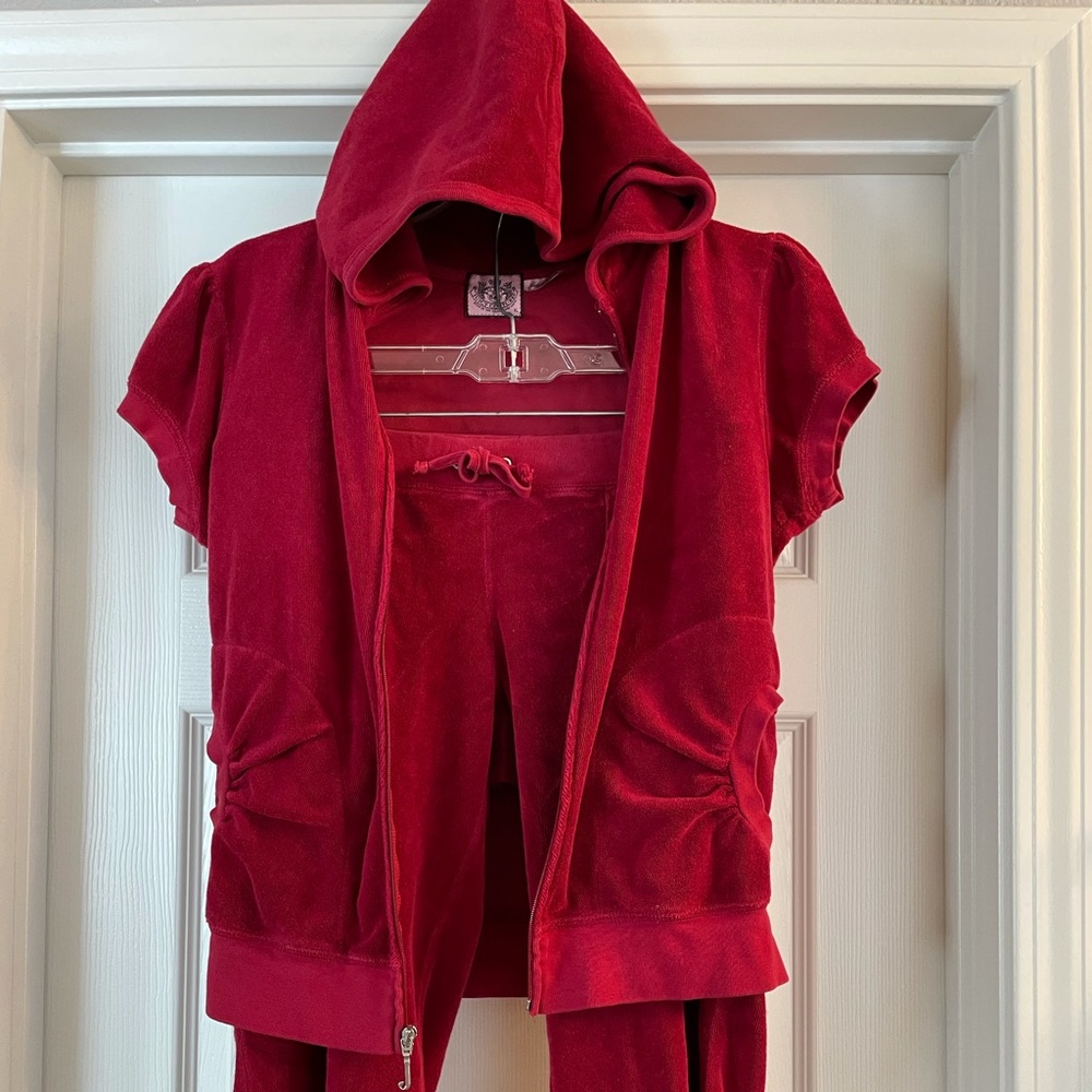 Juicy Couture red terry cloth set!